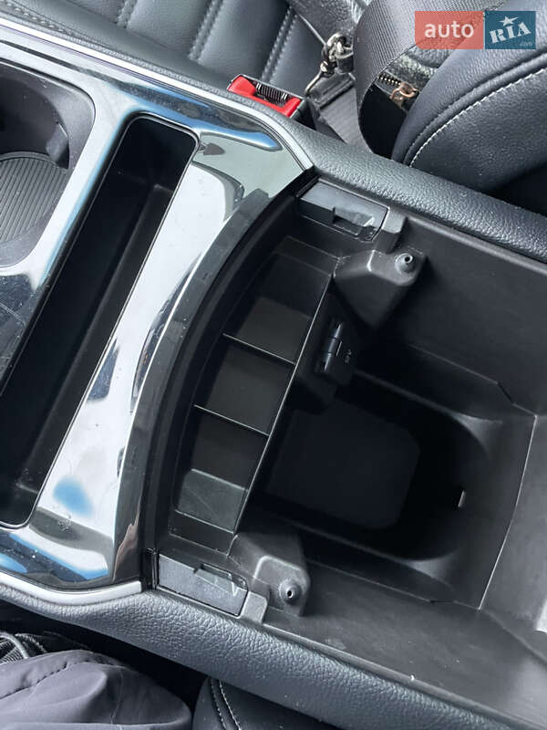 Позашляховик / Кросовер Ford Edge 2019 в Радехові