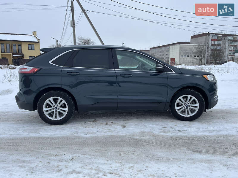 Позашляховик / Кросовер Ford Edge 2019 в Стрию