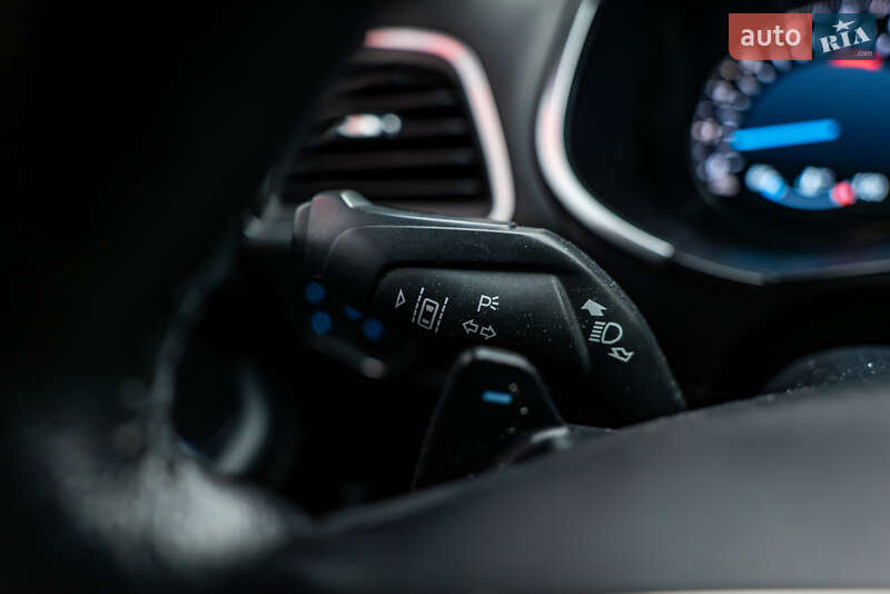 Позашляховик / Кросовер Ford Edge 2016 в Києві