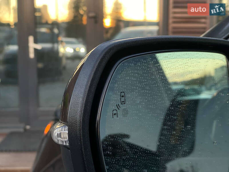 Позашляховик / Кросовер Ford Edge 2016 в Львові