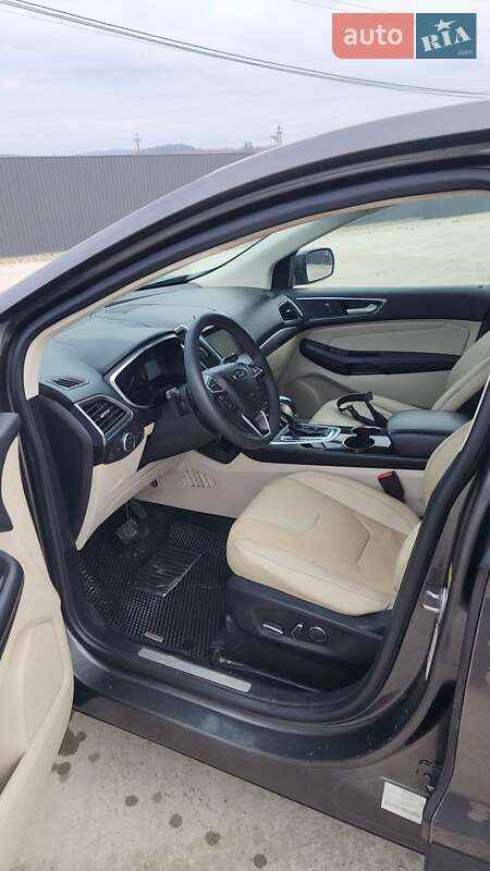 Внедорожник / Кроссовер Ford Edge 2015 в Ужгороде