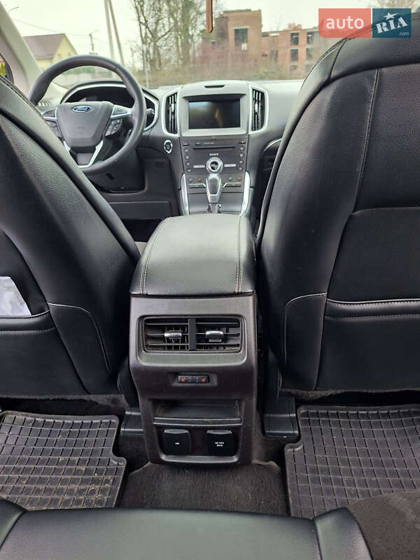 Внедорожник / Кроссовер Ford Edge 2017 в Ровно