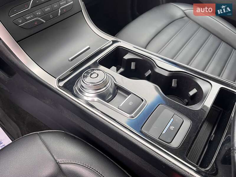 Позашляховик / Кросовер Ford Edge 2019 в Львові