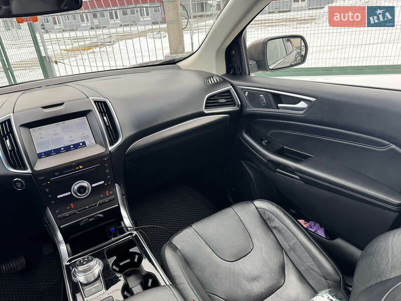 Внедорожник / Кроссовер Ford Edge 2019 в Киеве
