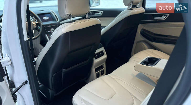 Позашляховик / Кросовер Ford Edge 2019 в Рівному