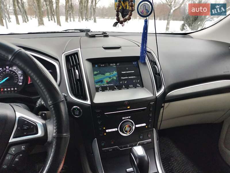 Внедорожник / Кроссовер Ford Edge 2016 в Белой Церкви