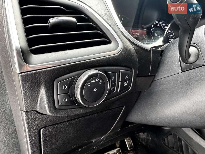 Внедорожник / Кроссовер Ford Edge 2019 в Киеве