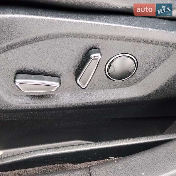 Позашляховик / Кросовер Ford Edge 2016 в Івано-Франківську