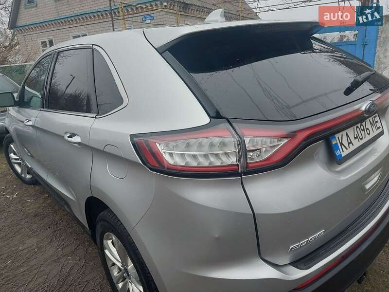 Позашляховик / Кросовер Ford Edge 2015 в Синельниковому
