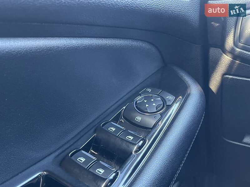 Внедорожник / Кроссовер Ford Edge 2018 в Николаеве