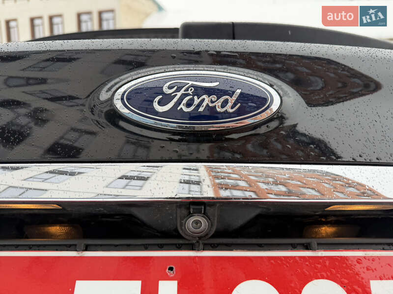 Внедорожник / Кроссовер Ford Edge 2019 в Дубно