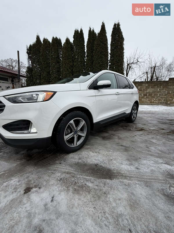 Внедорожник / Кроссовер Ford Edge 2020 в Дубно