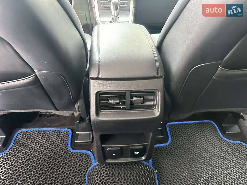 Внедорожник / Кроссовер Ford Edge 2016 в Остроге фото 17 Внедорожник / Кроссовер Ford Edge 2016 в Остроге