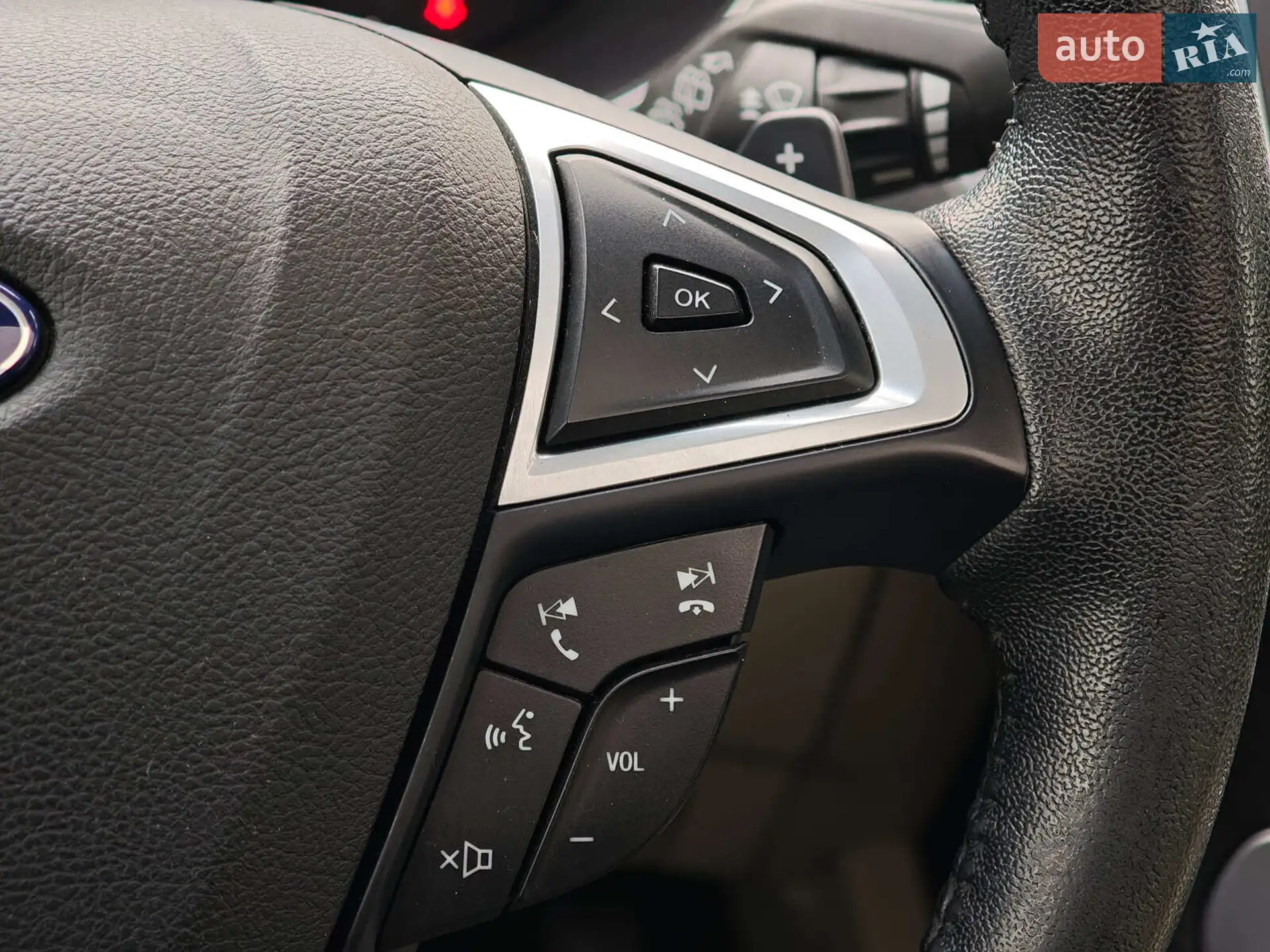 2018 Ford Edge - мініатюра 36