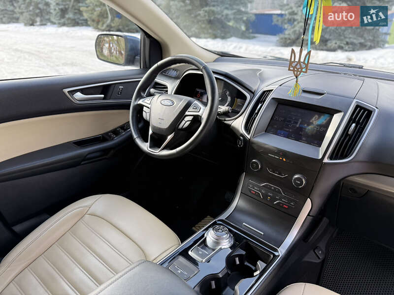 Внедорожник / Кроссовер Ford Edge 2018 в Киеве