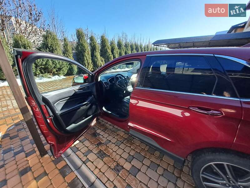 Внедорожник / Кроссовер Ford Edge 2018 в Южноукраинске