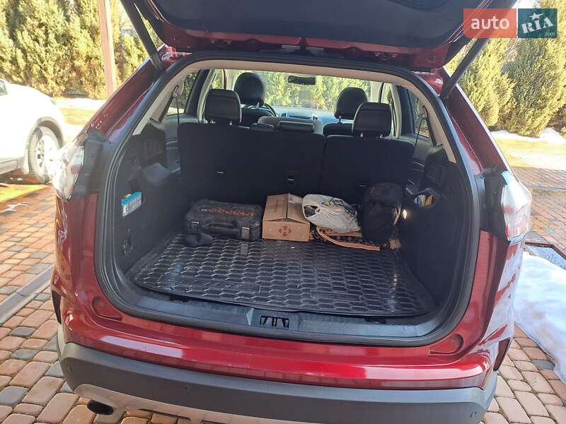 Внедорожник / Кроссовер Ford Edge 2018 в Южноукраинске