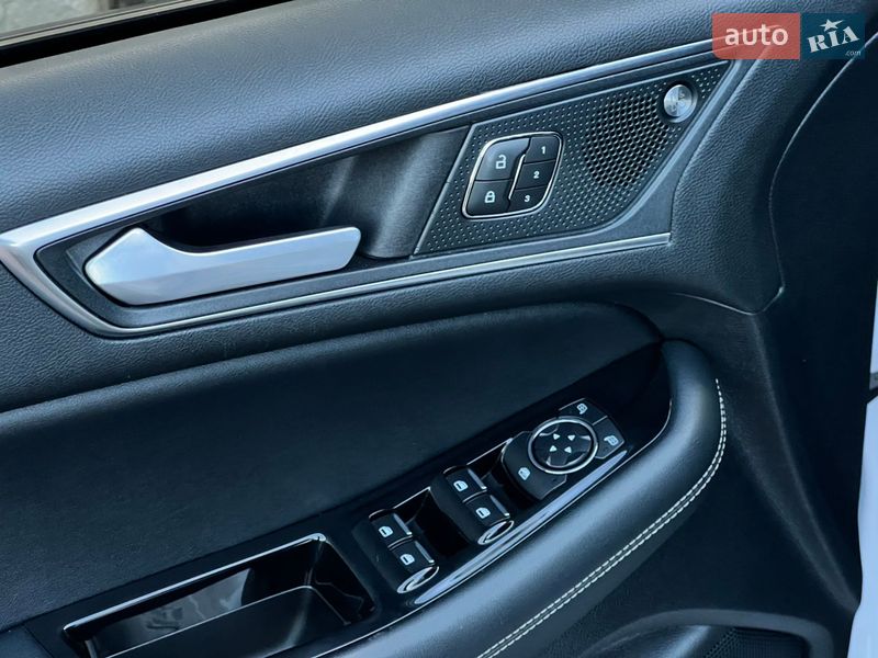 Внедорожник / Кроссовер Ford Edge 2019 в Киеве