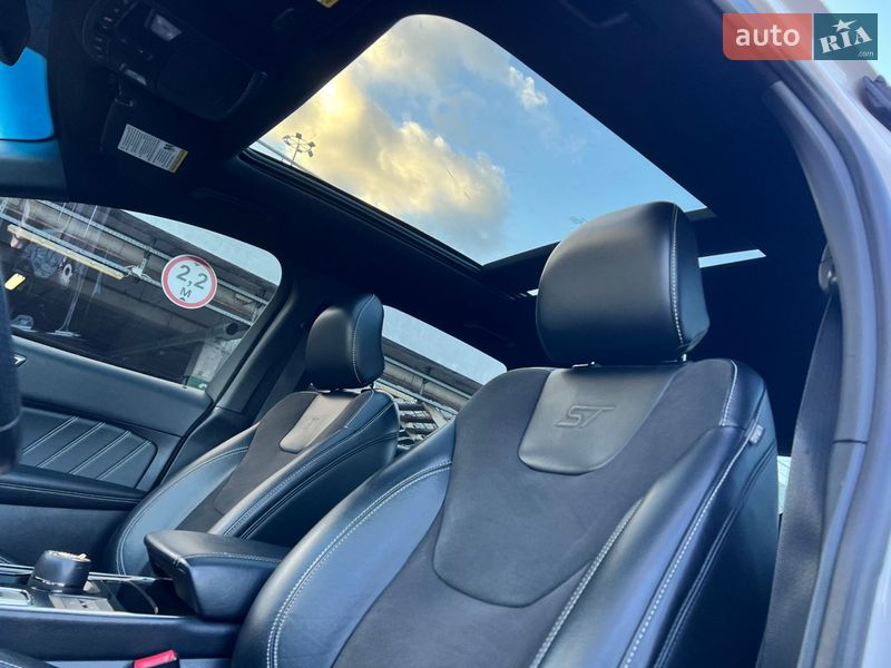 Внедорожник / Кроссовер Ford Edge 2019 в Киеве