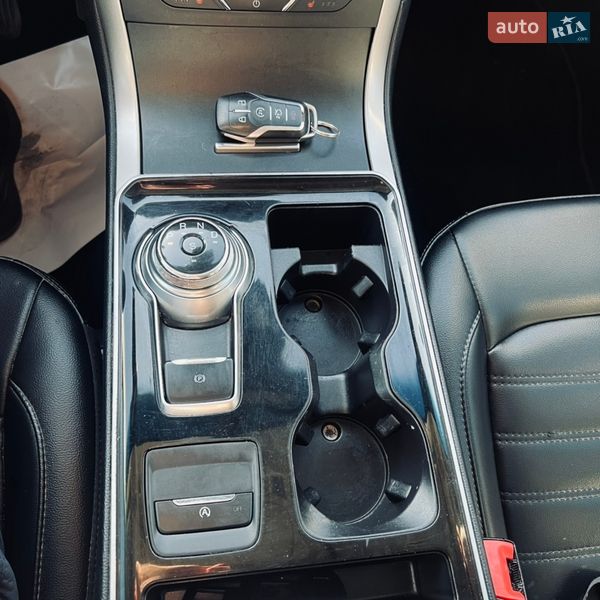 Внедорожник / Кроссовер Ford Edge 2019 в Ровно