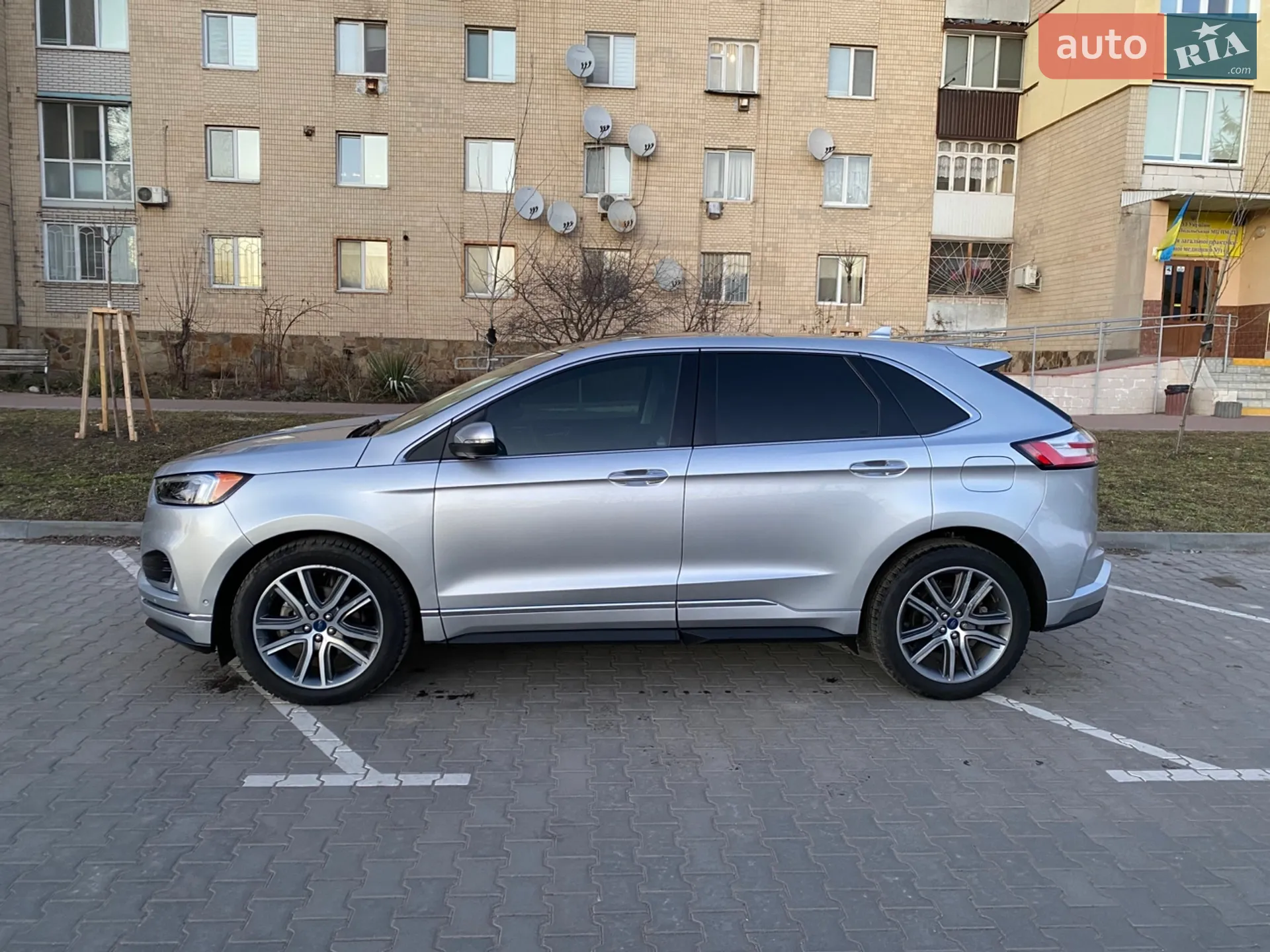 2019 Ford Edge - мініатюра 3