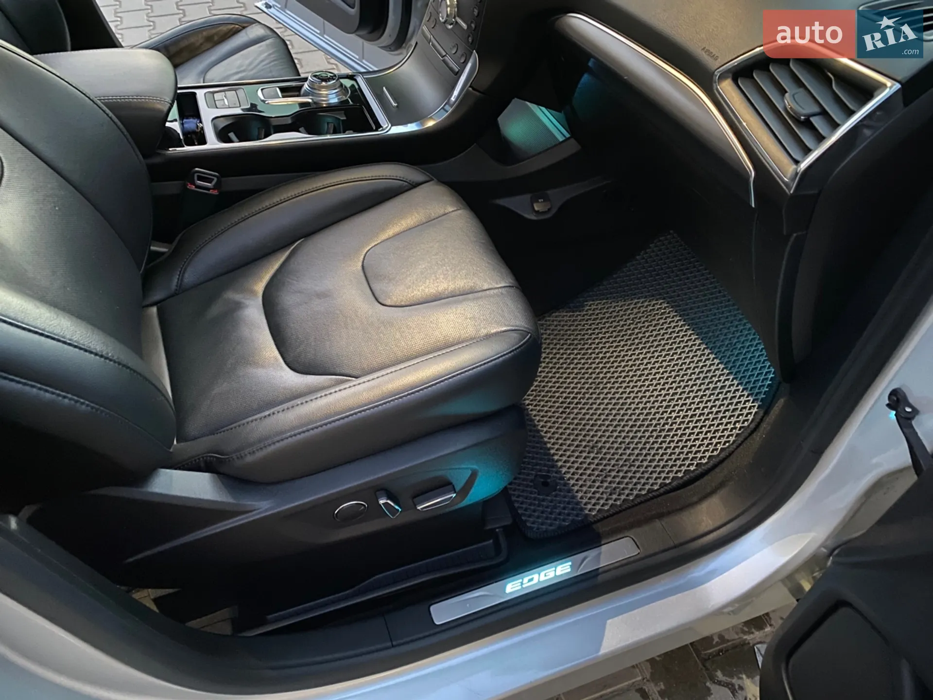 2019 Ford Edge - мініатюра 34