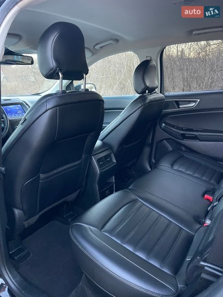 Позашляховик / Кросовер Ford Edge 2019 в Дубні