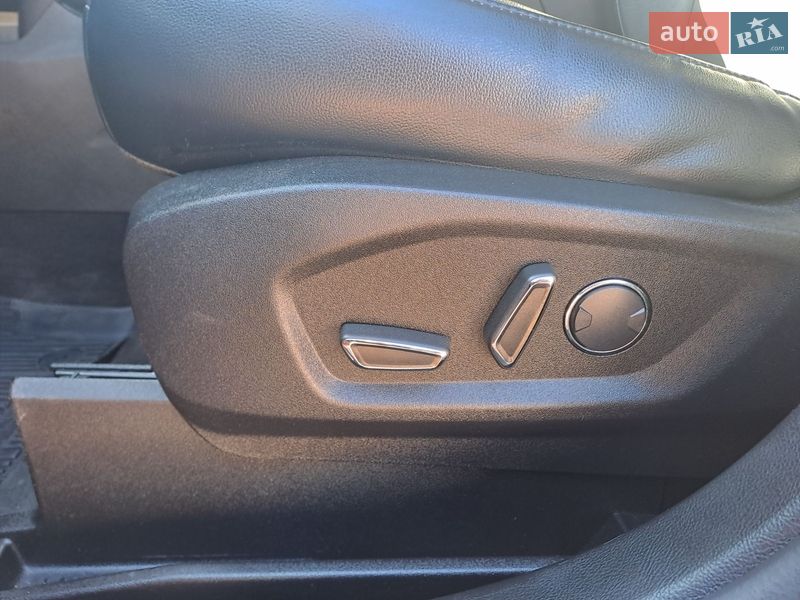 Позашляховик / Кросовер Ford Edge 2018 в Южноукраїнську