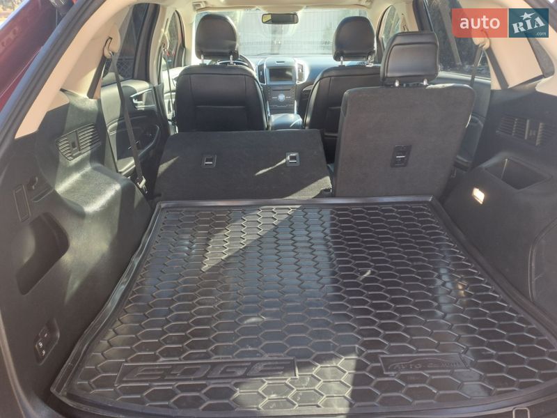 Позашляховик / Кросовер Ford Edge 2018 в Южноукраїнську
