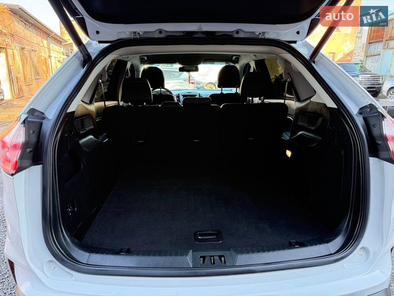 Внедорожник / Кроссовер Ford Edge 2019 в Дубно