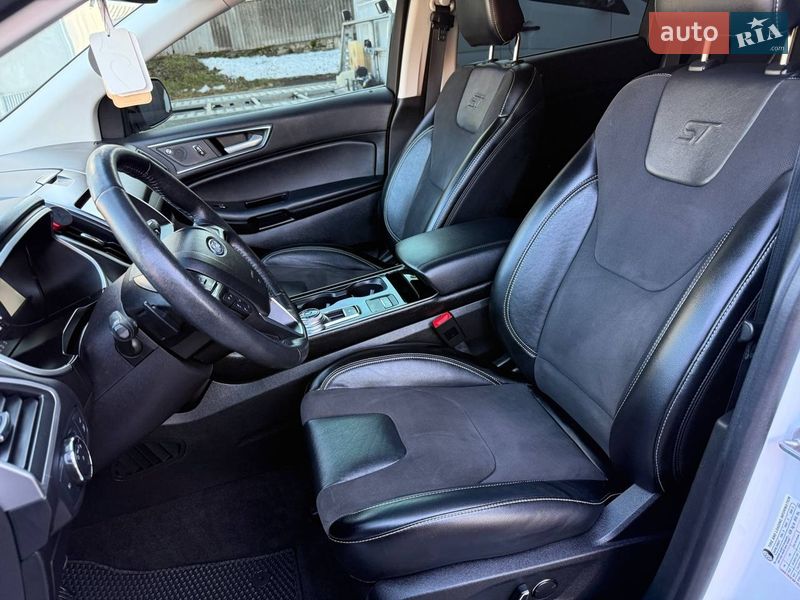 Внедорожник / Кроссовер Ford Edge 2019 в Дубно