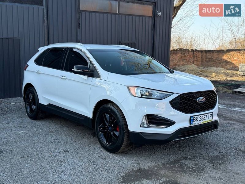 Внедорожник / Кроссовер Ford Edge 2019 в Дубно