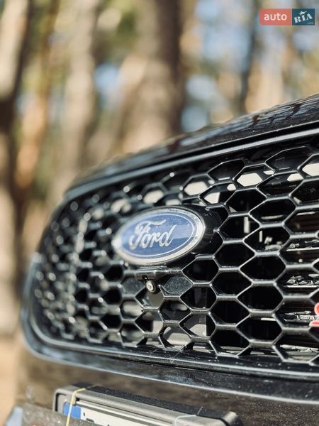 Позашляховик / Кросовер Ford Edge 2019 в Сумах