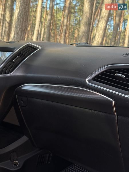 Позашляховик / Кросовер Ford Edge 2019 в Сумах