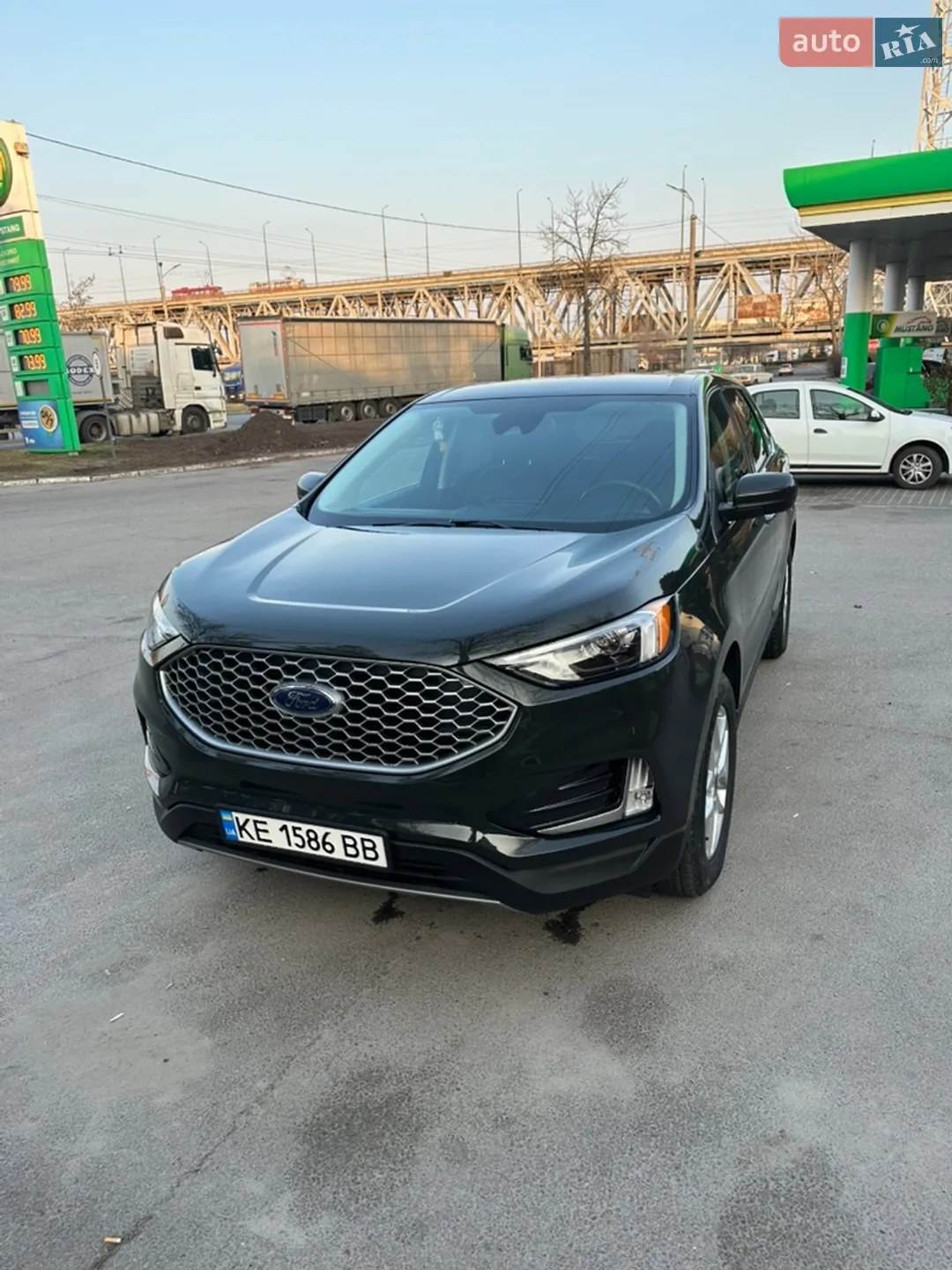 2023 Ford Edge - мініатюра 4