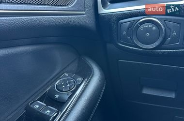Внедорожник / Кроссовер Ford Edge 2016 в Ивано-Франковске