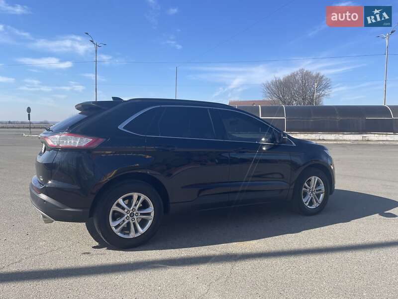 Внедорожник / Кроссовер Ford Edge 2016 в Благовещенском