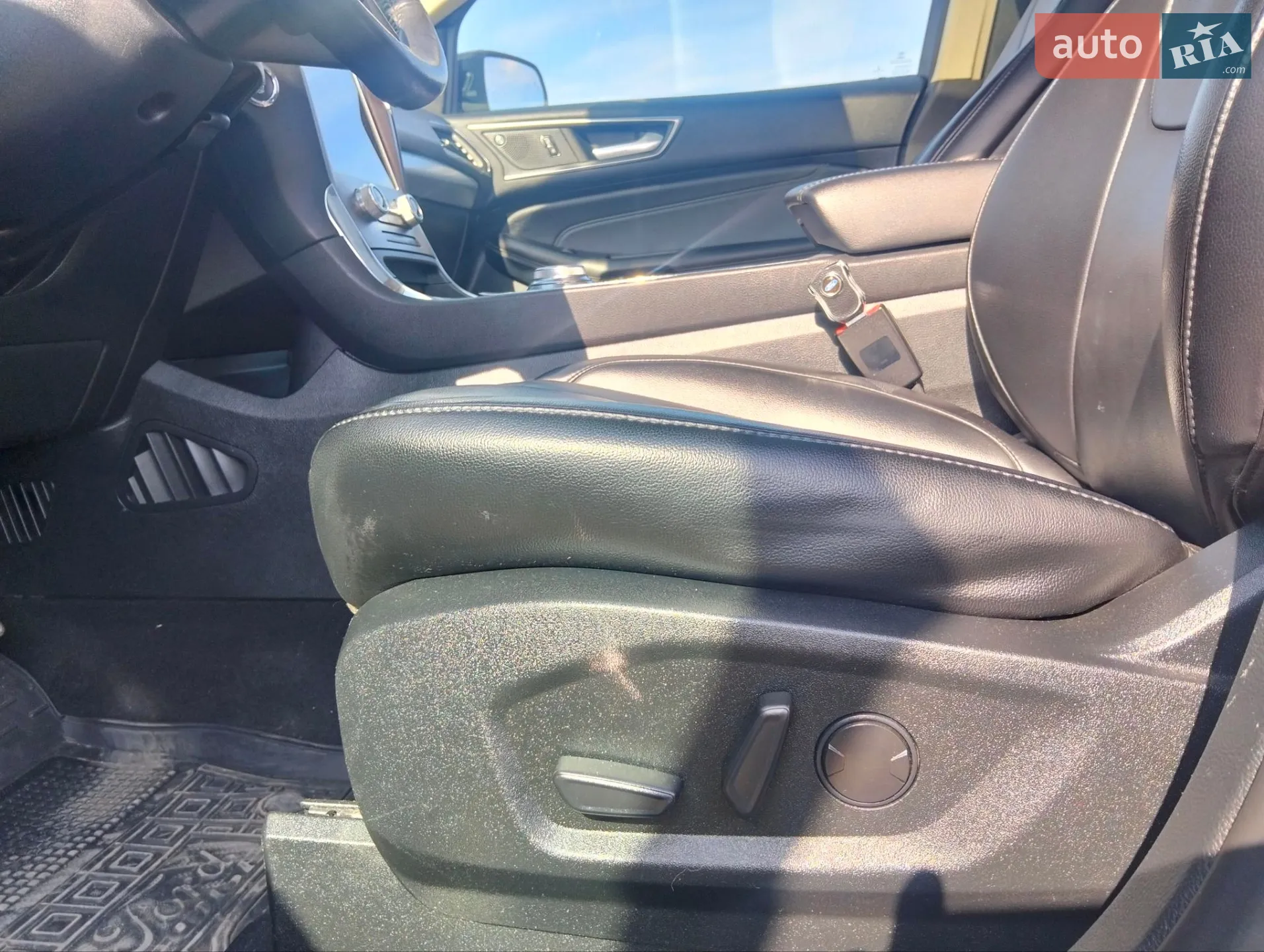 2021 Ford Edge - мініатюра 28