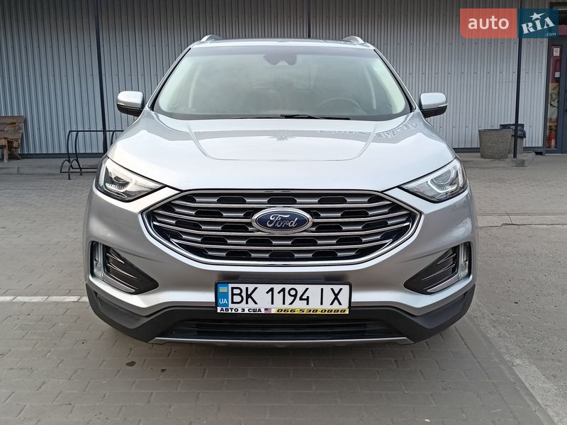 Внедорожник / Кроссовер Ford Edge 2019 в Дубно
