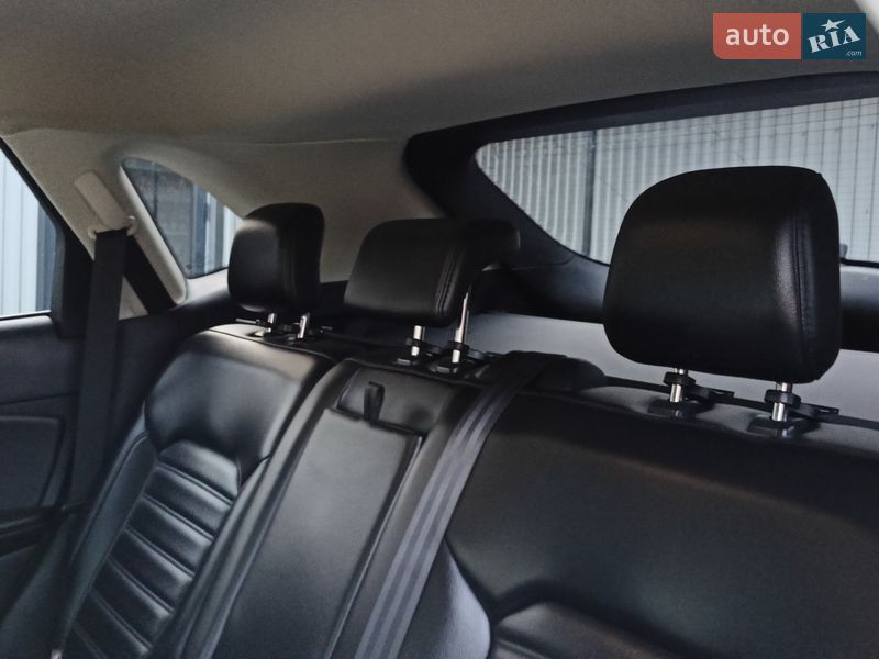 Позашляховик / Кросовер Ford Edge 2019 в Дубні фото 20 Позашляховик / Кросовер Ford Edge 2019 в Дубні