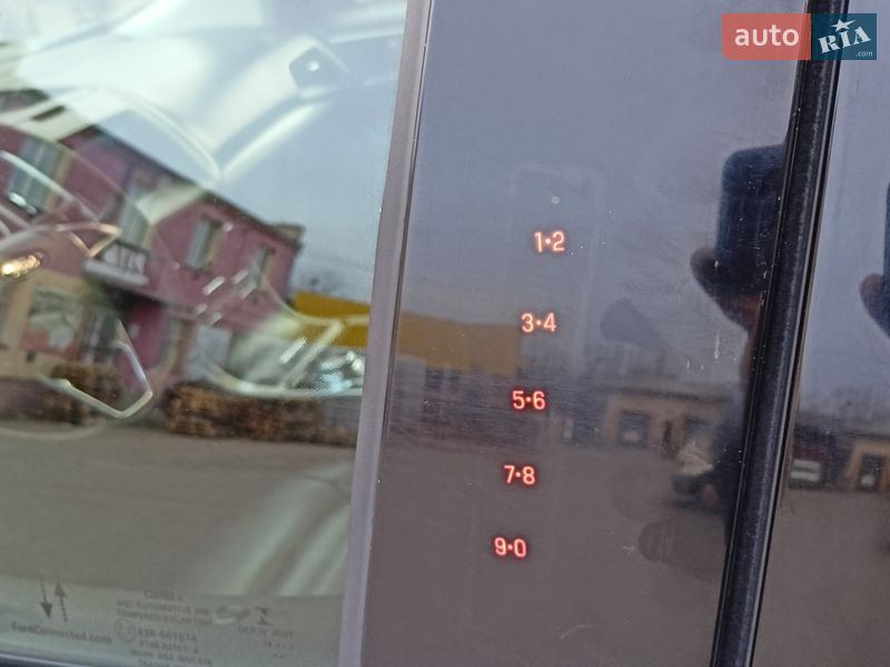 Позашляховик / Кросовер Ford Edge 2019 в Дубні фото 36 Позашляховик / Кросовер Ford Edge 2019 в Дубні