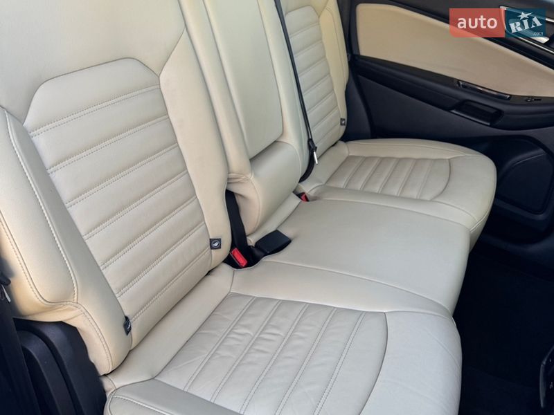 Позашляховик / Кросовер Ford Edge 2015 в Броварах