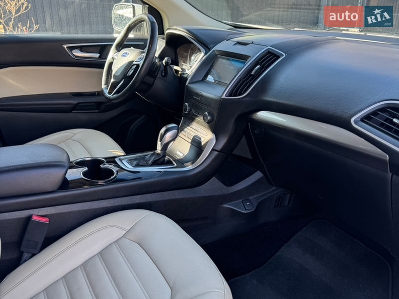 Позашляховик / Кросовер Ford Edge 2015 в Броварах