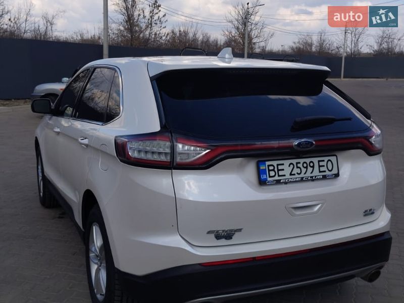 Внедорожник / Кроссовер Ford Edge 2016 в Николаеве