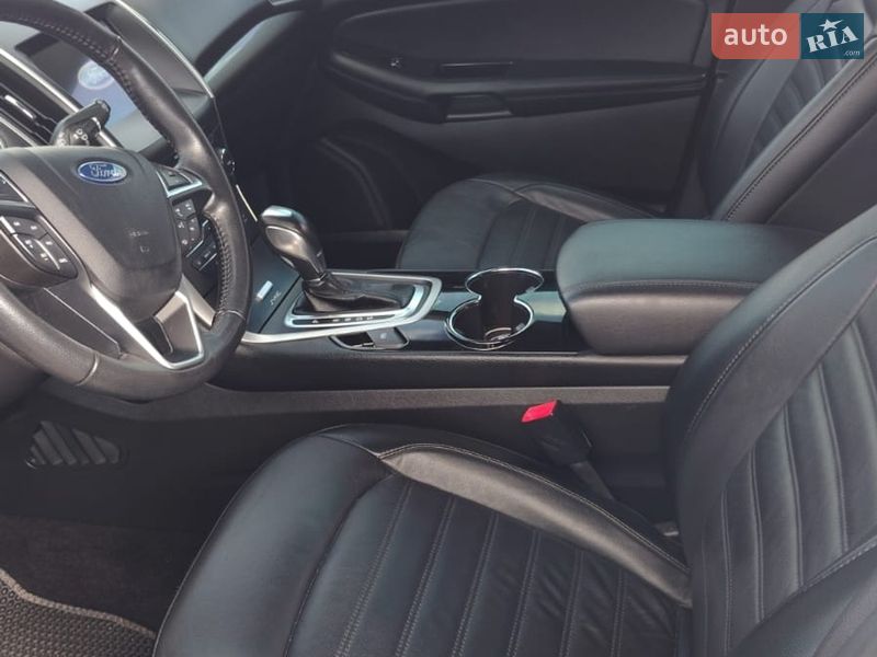 Внедорожник / Кроссовер Ford Edge 2016 в Николаеве