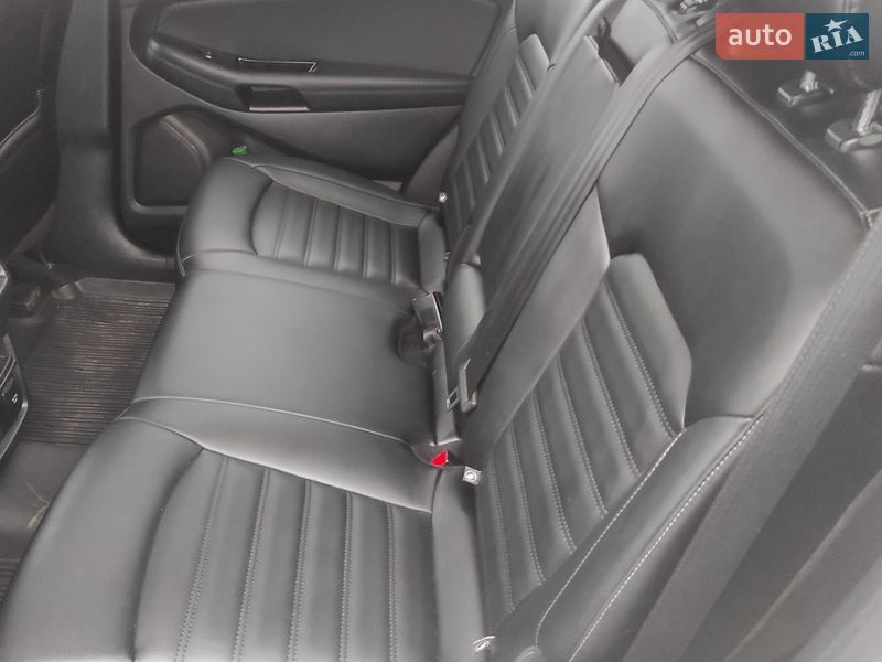 Позашляховик / Кросовер Ford Edge 2018 в Луцьку