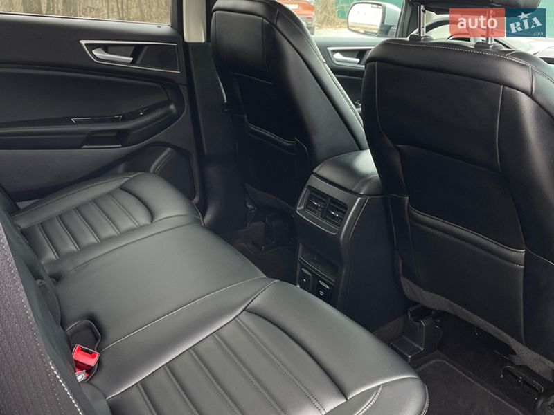 Позашляховик / Кросовер Ford Edge 2020 в Іллінцях