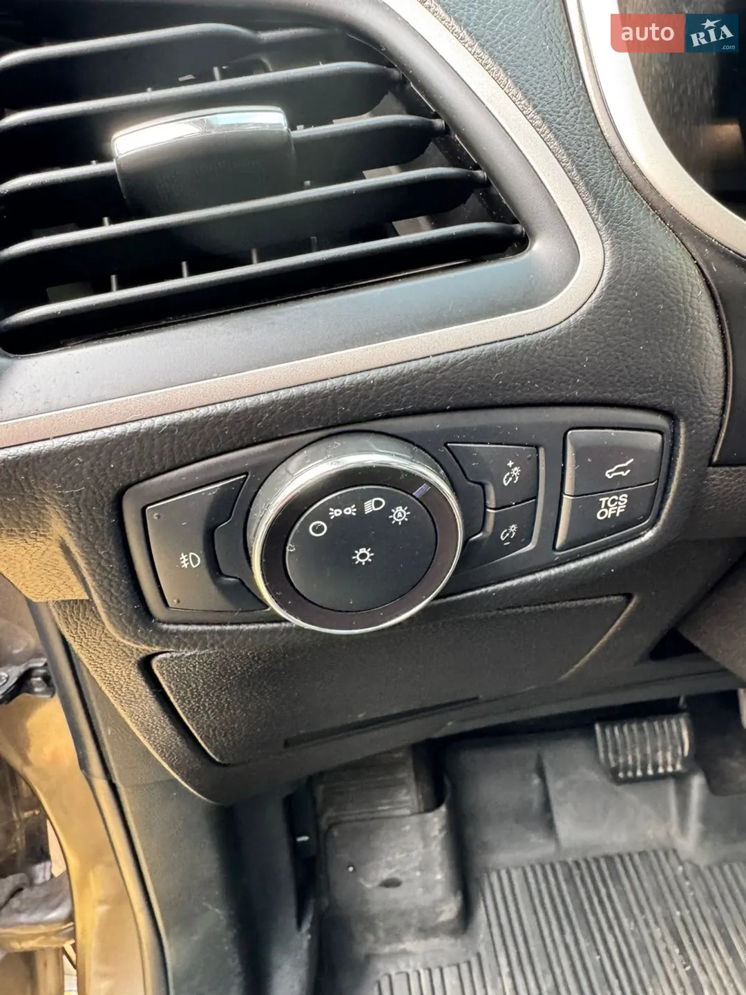 2019 Ford Edge - мініатюра 14