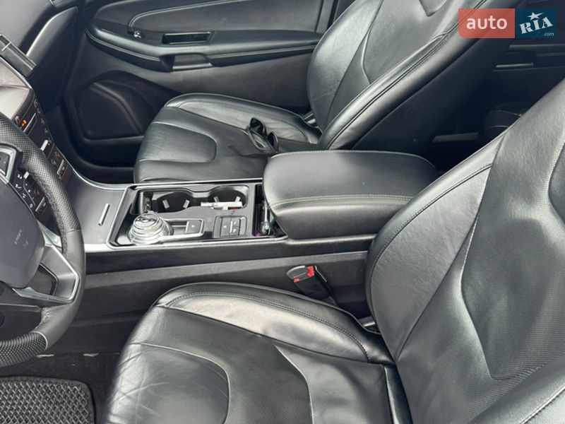 Позашляховик / Кросовер Ford Edge 2018 в Рівному