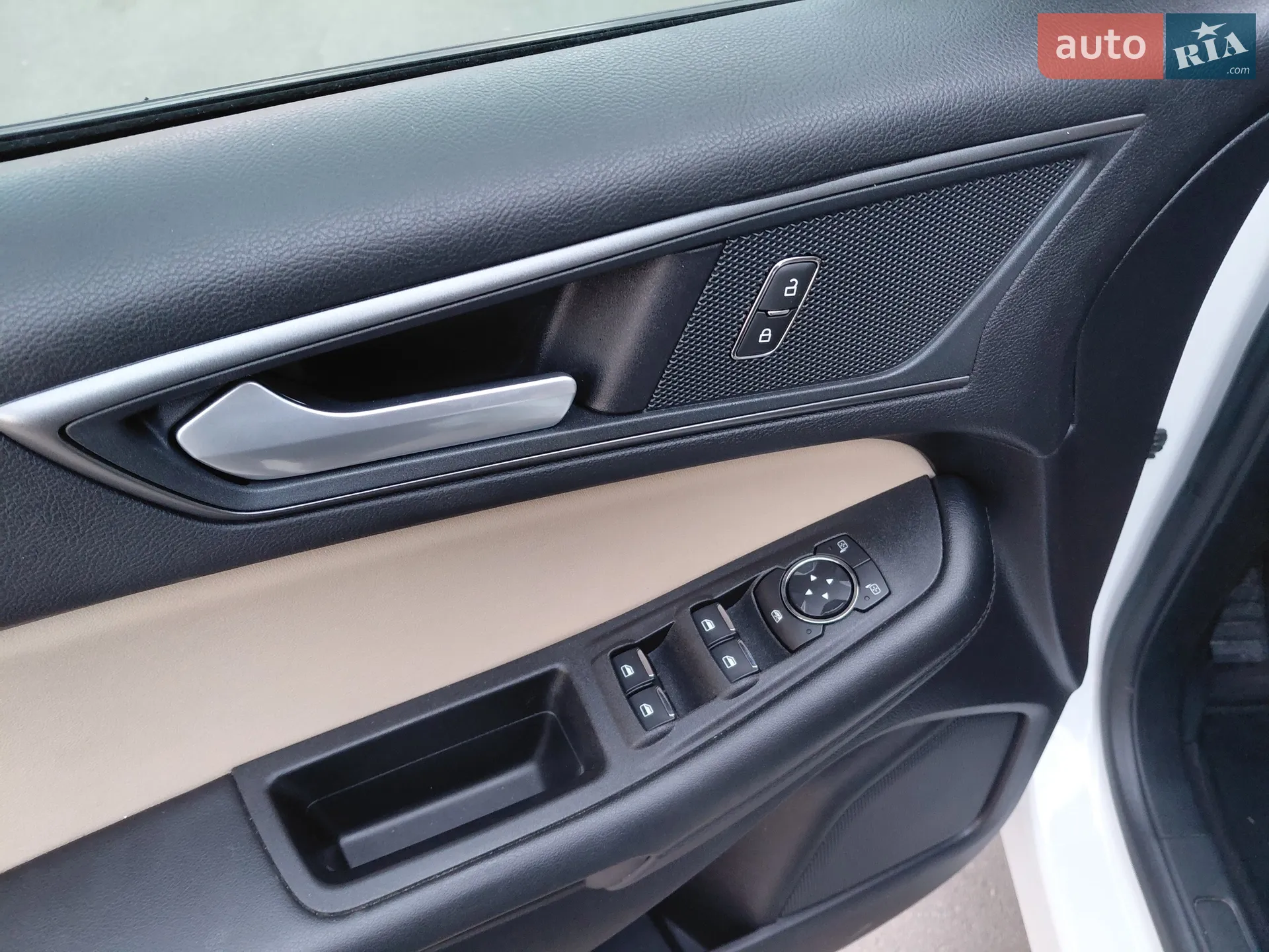 2021 Ford Edge - мініатюра 24